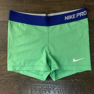 Nike Pro Spandex Short. Size S